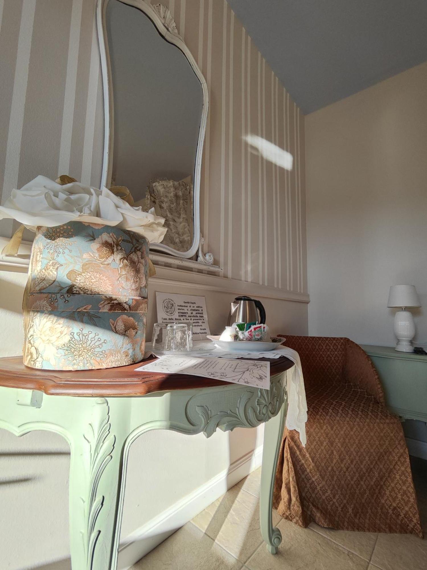 Garda Relais Antica Romelia Bed & Breakfast Montichiari Luaran gambar