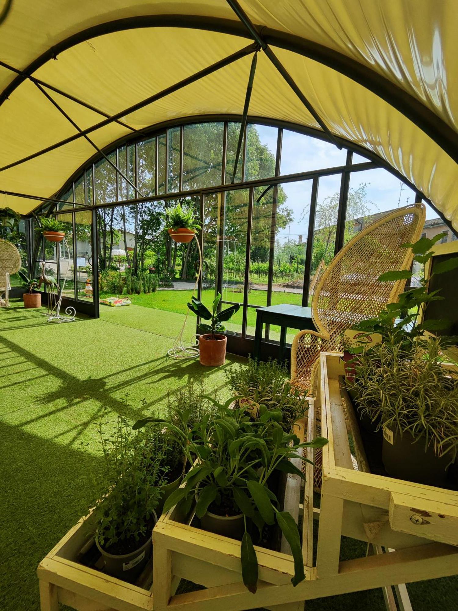 Garda Relais Antica Romelia Bed & Breakfast Montichiari Luaran gambar